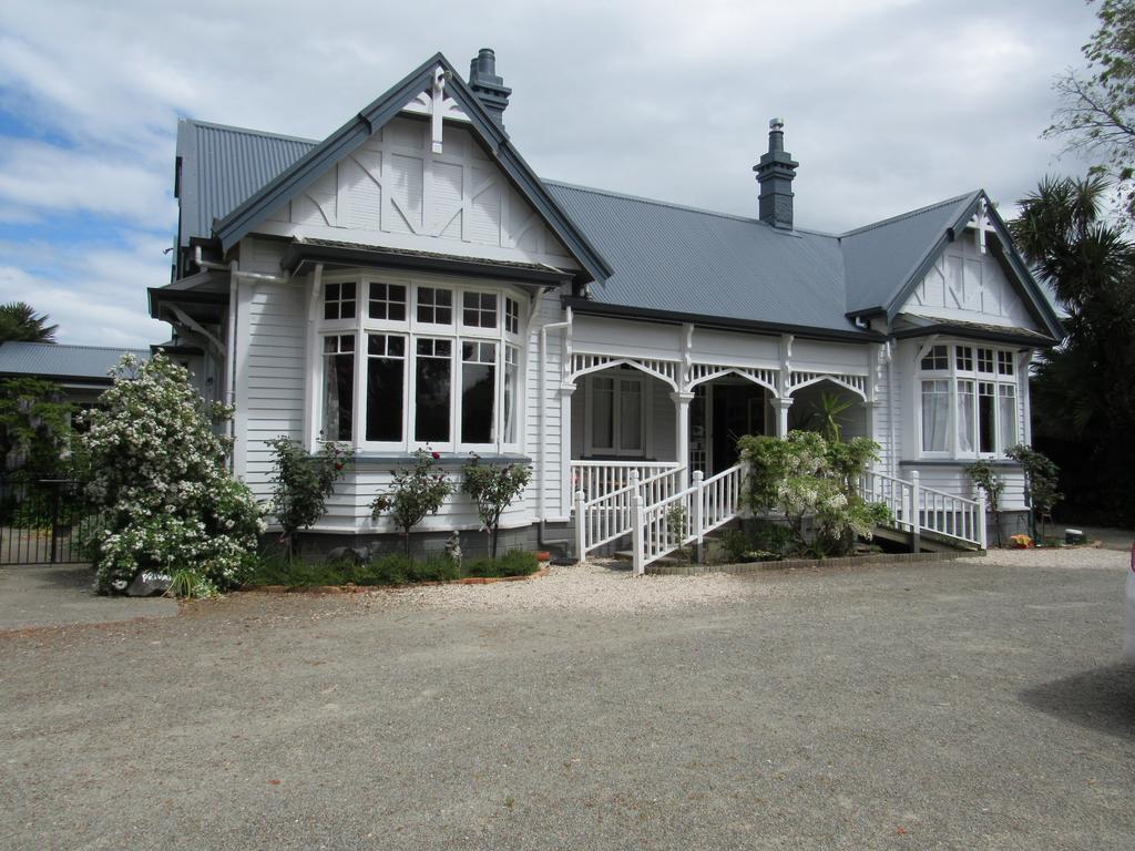 White Elephant Accomodation Motueka Extérieur photo
