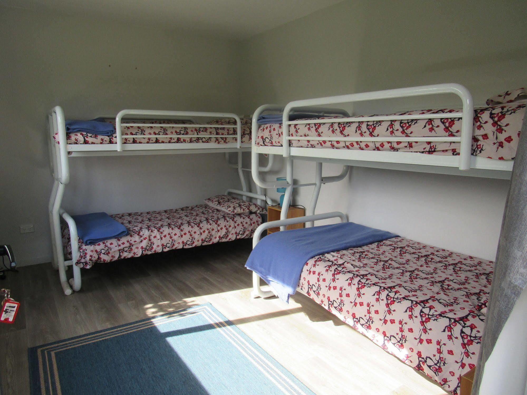 White Elephant Accomodation Motueka Extérieur photo